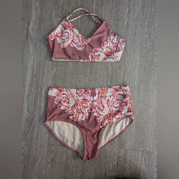 Albion fit garden rose swimsuit bikini set - Picture 2 of 10
